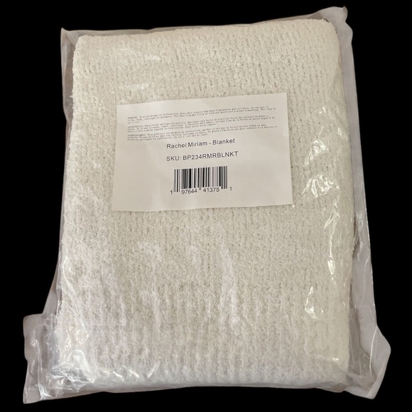 Rachel Miriam The Cloud Blanket-Throw - Picture 3 of 6